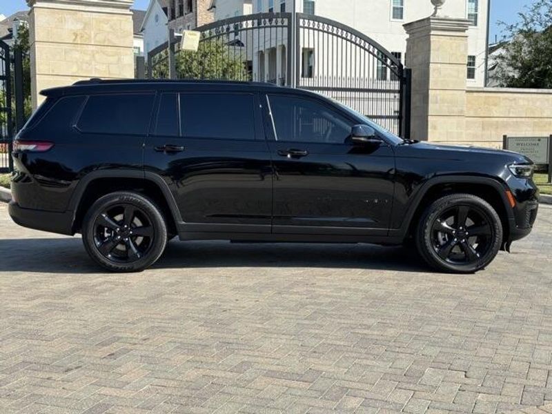 2023 Jeep Grand Cherokee L AltitudeImage 12