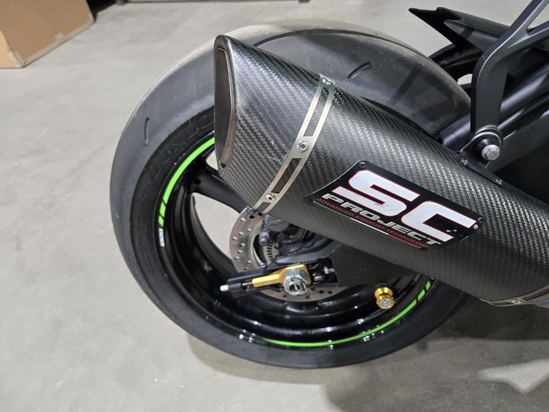 USED 2025 KAWASAKI NINJA ZX10R ABS KRT EDITION Image 13