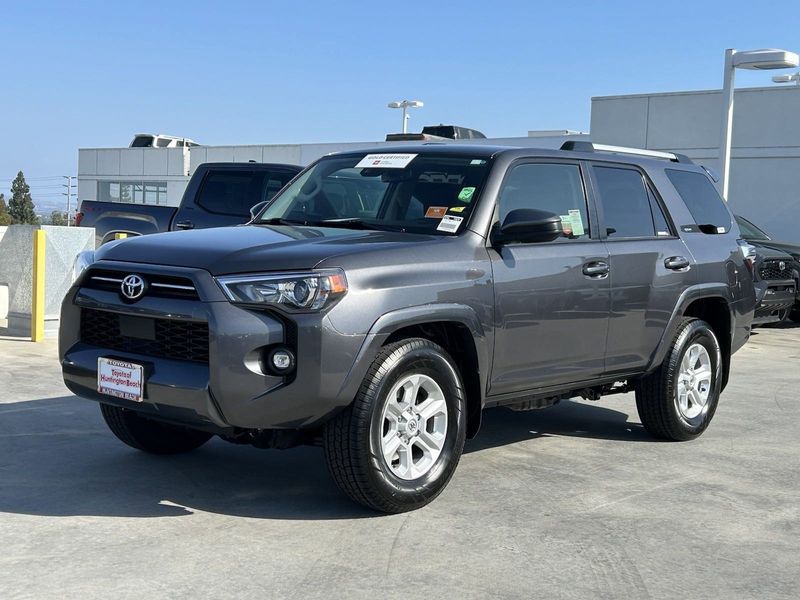 2023 Toyota 4Runner SR5Image 8