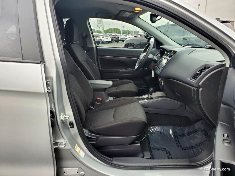 Used 2025 Mitsubishi Outlander Sport SE