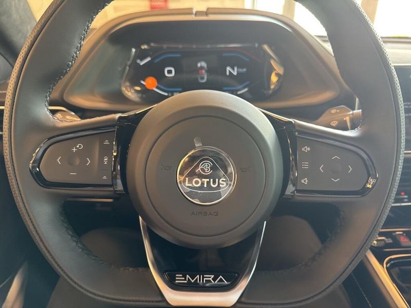 2025 Lotus Emira 