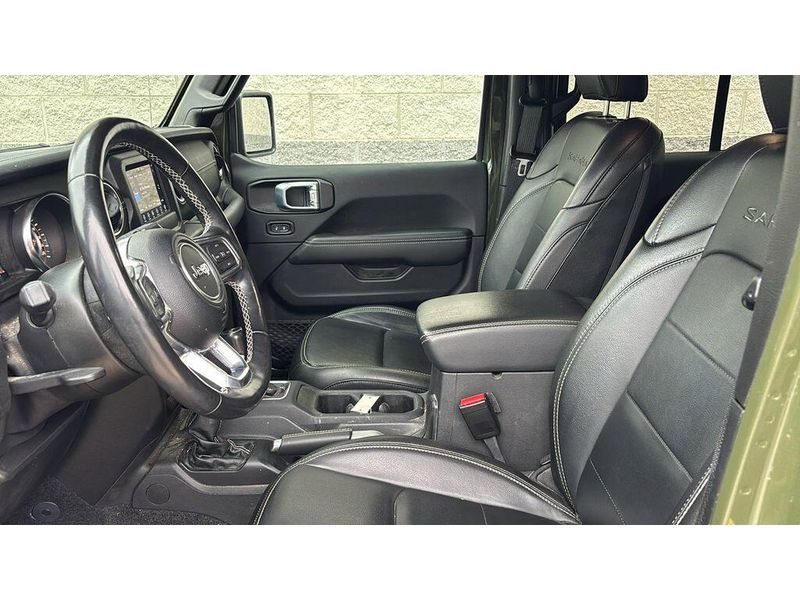 Used 2021 Jeep Wrangler Unlimited SaharaImage 7