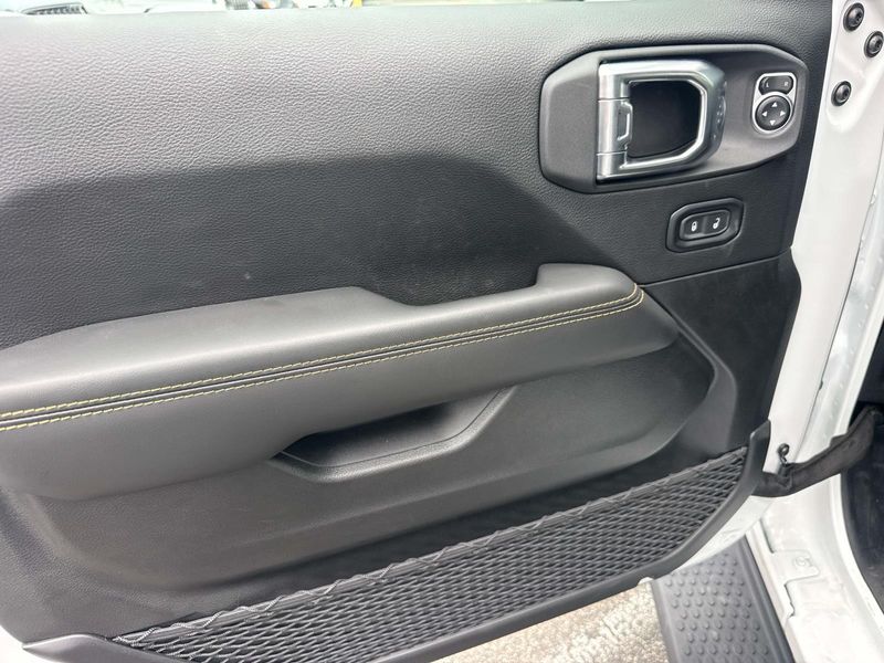 New 2025 Jeep Wrangler 4-door Sahara