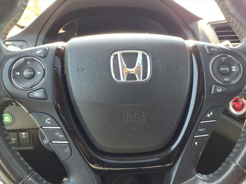 2018 Honda Ridgeline RTL-E photo 25