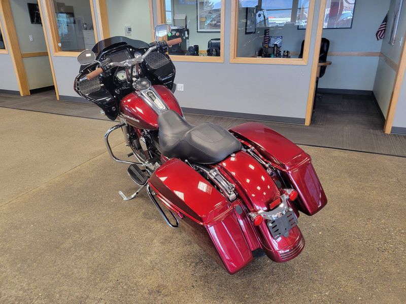 Used 2016 Harley-Davidson FLTRX ROAD GLIDE Image 5