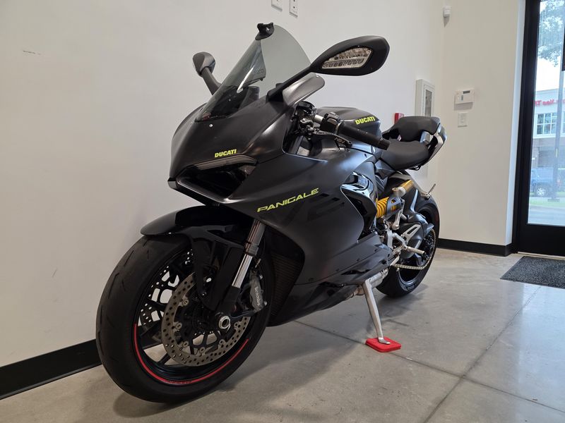Used 2024 Ducati Panigale V2 