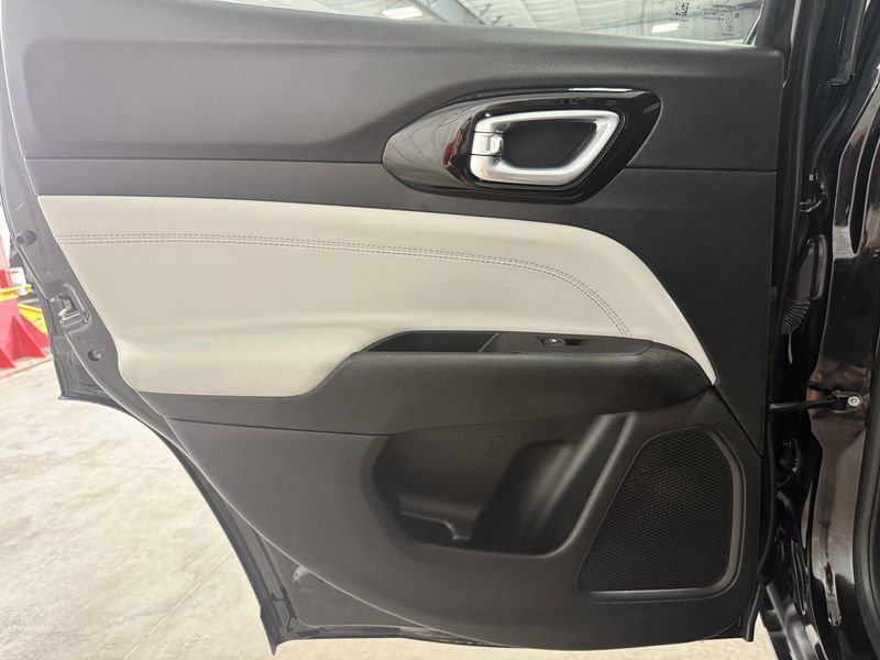 Used 2024 Jeep Compass LimitedImage 20