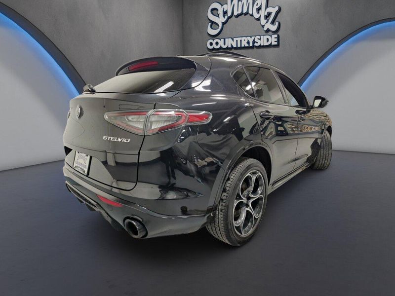 Used 2024 Alfa Romeo Stelvio Veloce AWD w/Sunrof/Activ AsstImage 12
