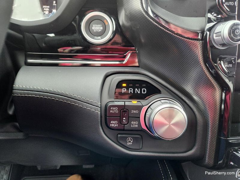 New 2026 RAM 1500 Limited Crew Cab 4x4 5'7' Box