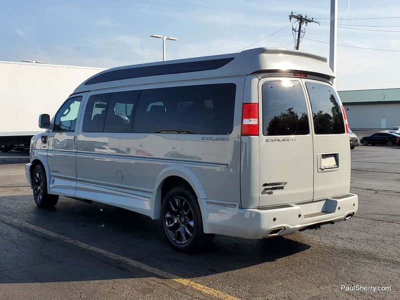 2023 Chevrolet Express Cargo Image 11