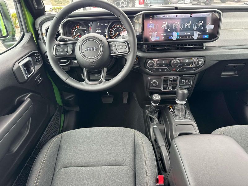 New 2026 Jeep Gladiator Sport S 4x4