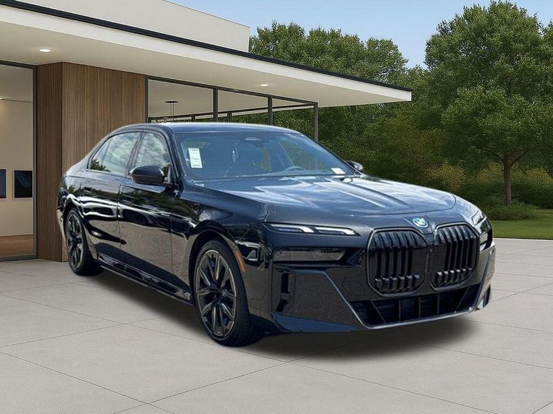 New 2026 BMW 7 Series 750e xDriveImage 6