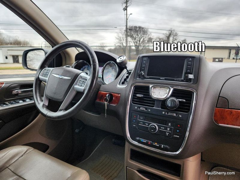 Used 2014 Chrysler Town & Country Touring