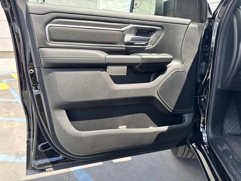 New 2026 RAM 1500 Big Horn Crew Cab 4x2 5'7' Box