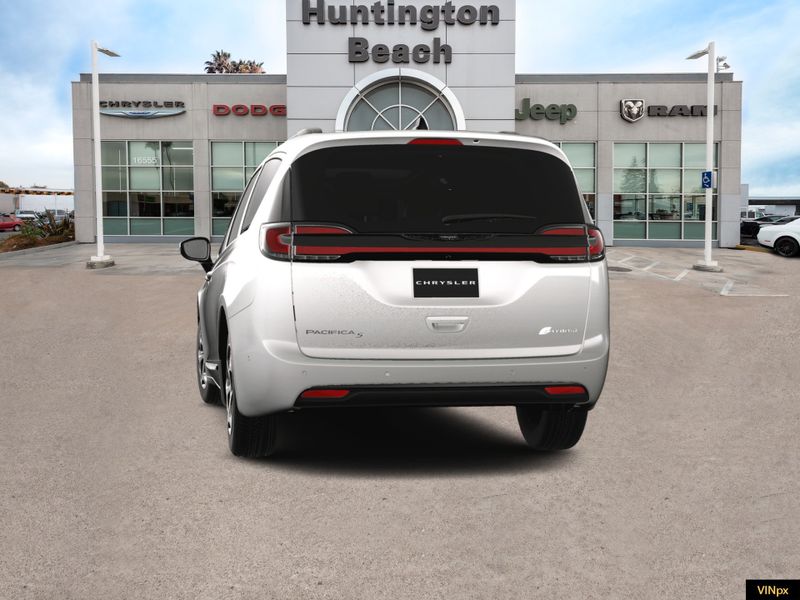 2024 Chrysler Pacifica Hybrid Select Premium SImage 13