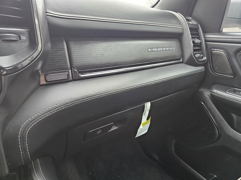 Used 2022 RAM 1500 LimitedImage 19