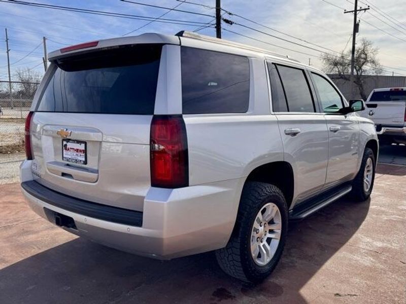 Used 2017 Chevrolet Tahoe LTImage 5
