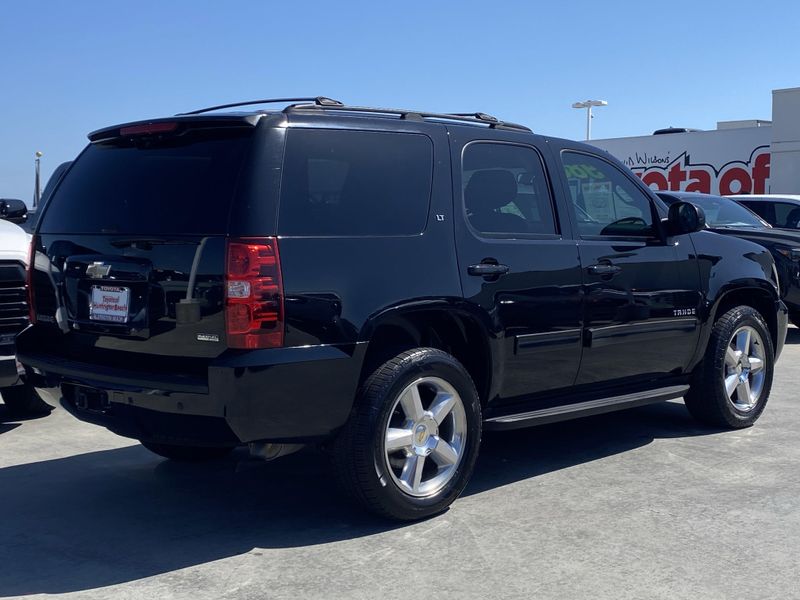 Used 2011 Chevrolet Tahoe LTImage 2