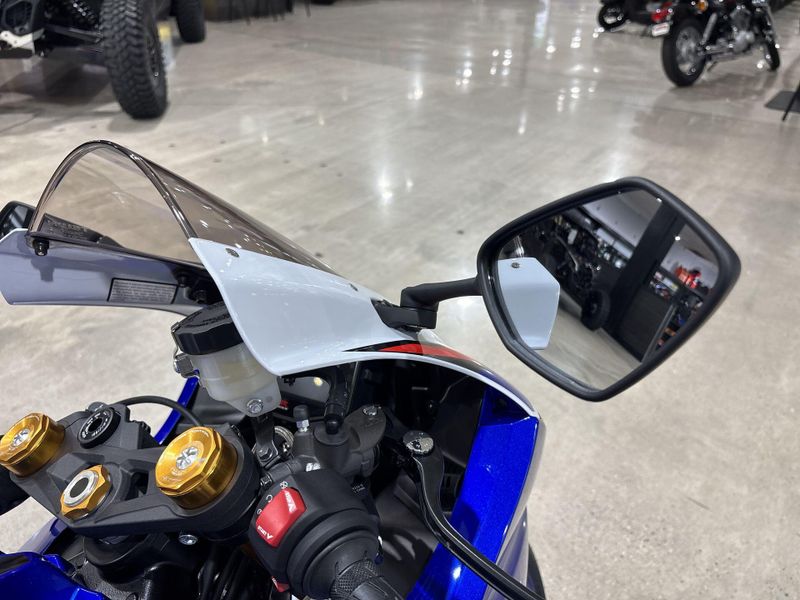 New 2027 Suzuki GSX-R1000R 40TH ANNIVERSARY EDITION Image 26