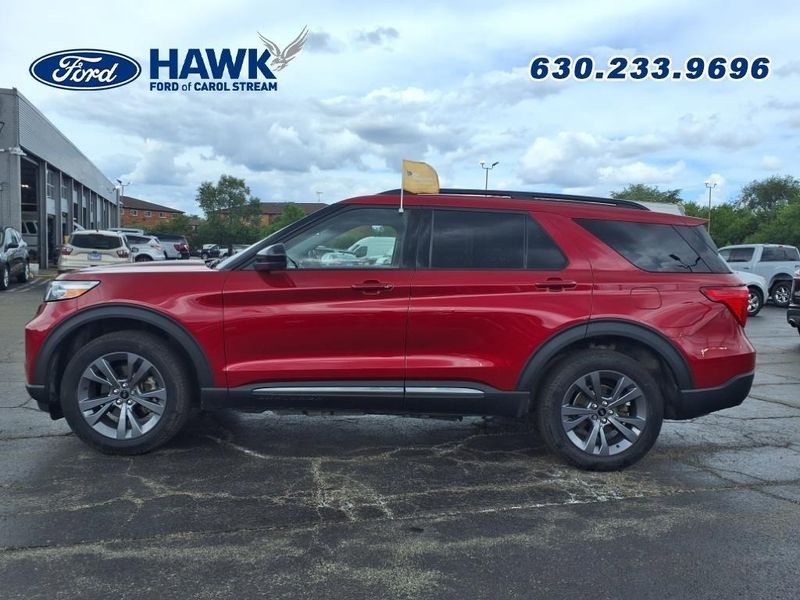 2023 Ford Explorer XLT photo 4