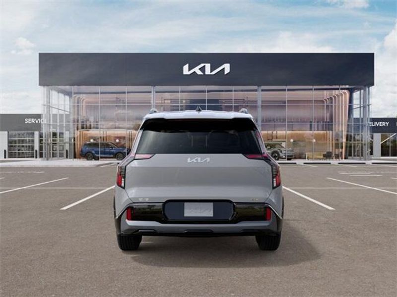 New 2026 Kia EV9 GT-LineImage 5