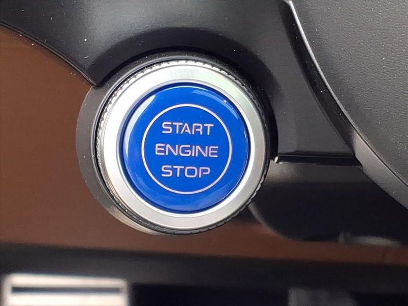 New 2026 Maserati Grecale ModenaImage 17