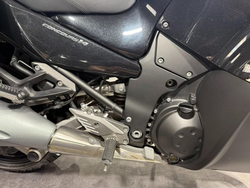 Used 2022 Kawasaki CONCOURS 14 ABS Image 12