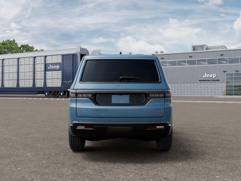 2026 Jeep Grand Wagoneer 4x4Image 7