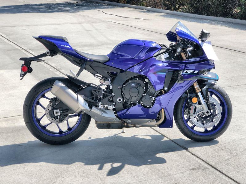 New 2026 Yamaha YZF-R1 Image 18