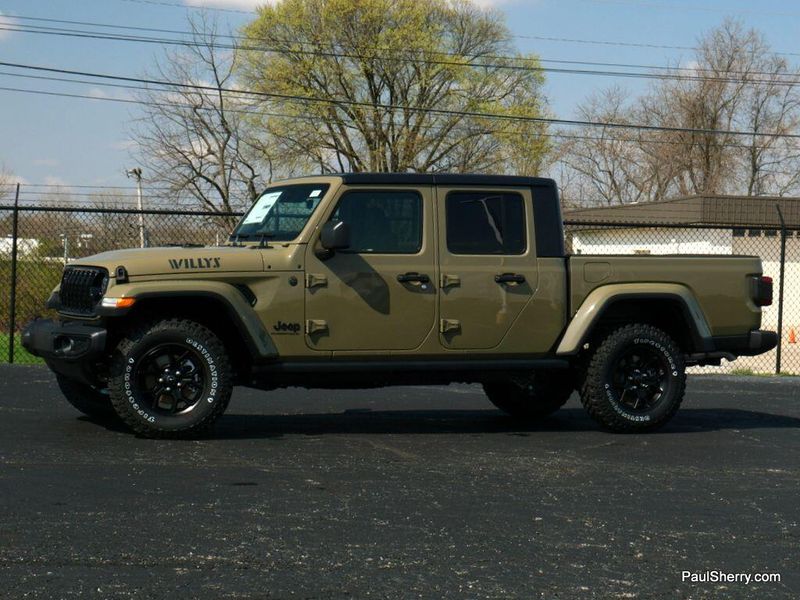 2025 Jeep Gladiator Willys photo 7