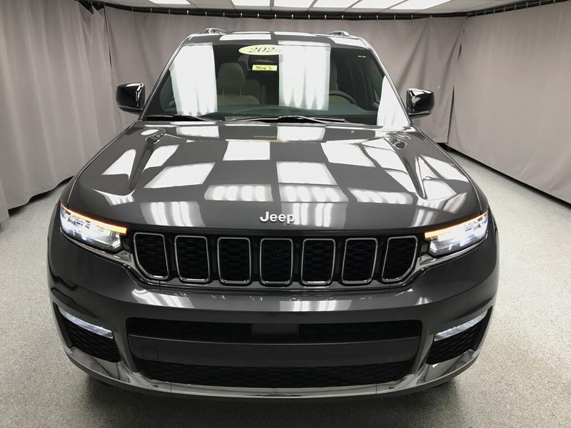 Used 2024 Jeep Grand Cherokee L LimitedImage 32