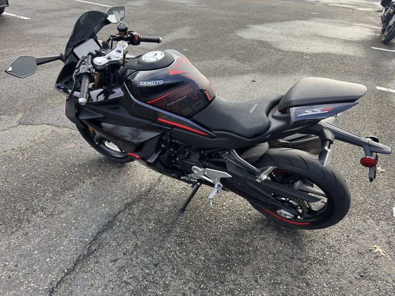 2024 CFMOTO 450 SS - ZIRCON BLACK 