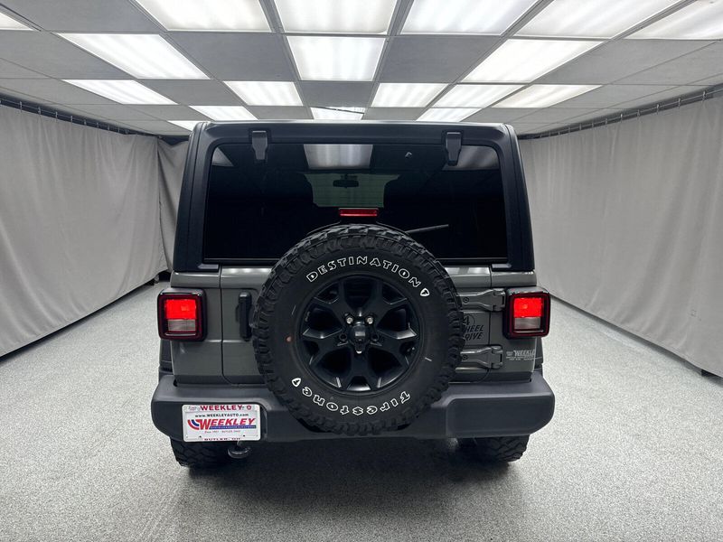 2021 Jeep Wrangler Unlimited WillysImage 3