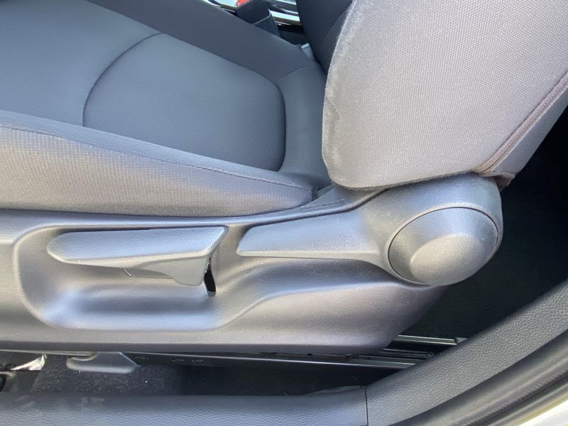 Used 2020 Toyota Corolla LEImage 16
