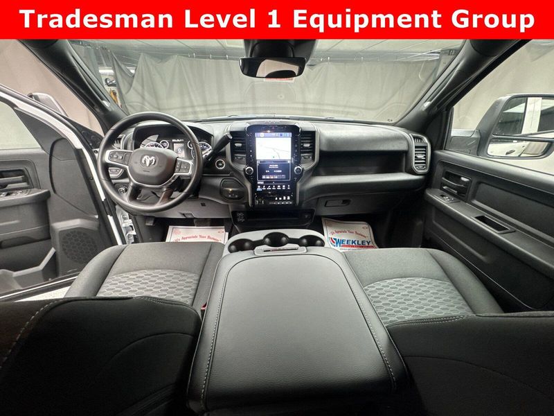 2025 RAM 2500 Tradesman Crew Cab 4x4 6