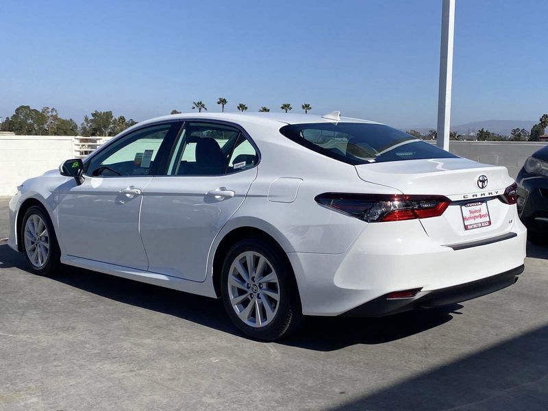 2022 Toyota Camry LEImage 6