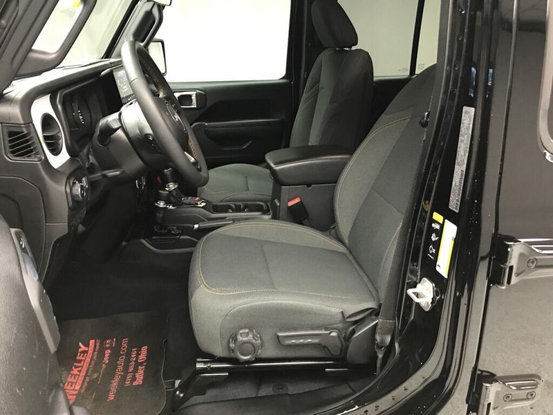 Used 2024 Jeep Wrangler Sport SImage 8