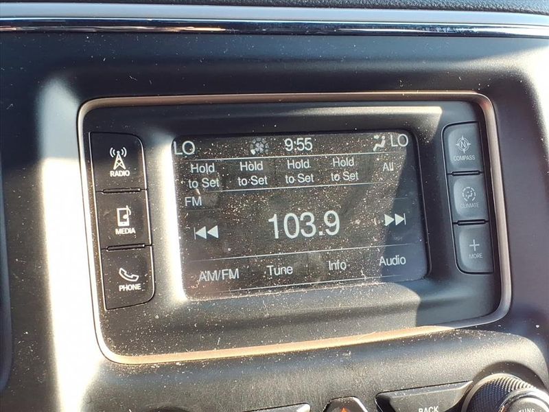 Used 2017 Jeep Grand Cherokee LaredoImage 24