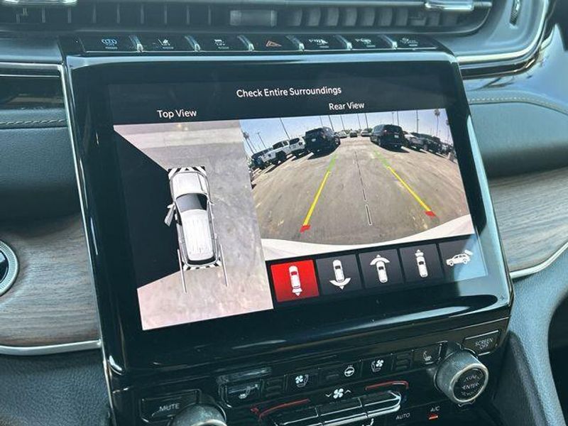 Used 2022 Jeep Grand Cherokee Summit 4xeImage 27