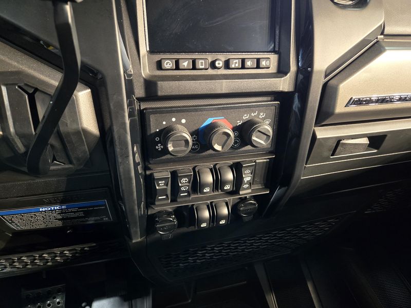 NEW 2025 POLARIS RGR CREW XD 1500 NORTHSTAR EDITION Image 15