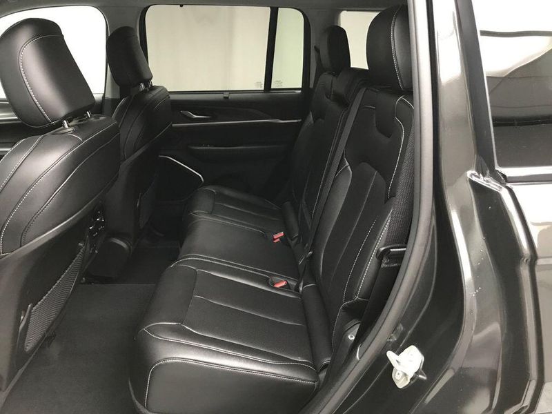 Used 2023 Jeep Grand Cherokee LimitedImage 14