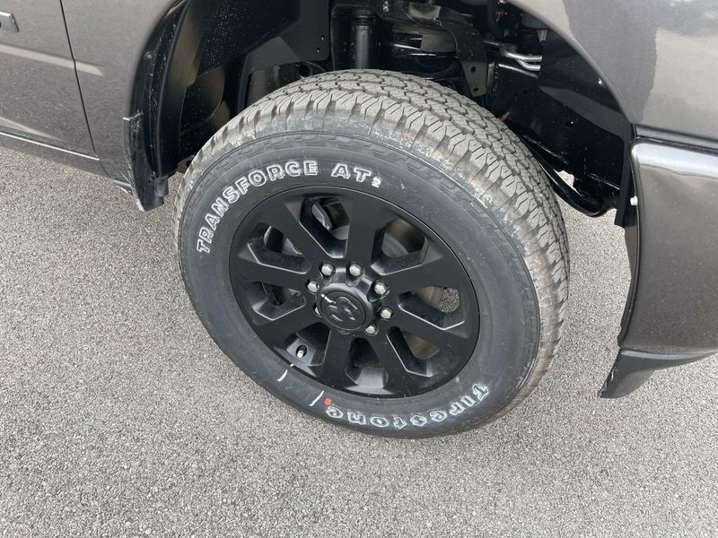 2024 Ram 2500 Laramie photo 9