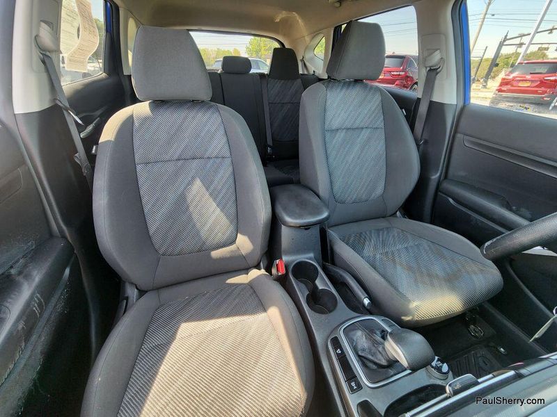 Used 2023 Kia Seltos LX