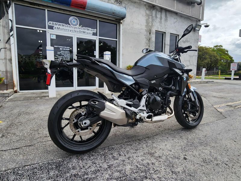 Used 2023 BMW F 900 R Image 12