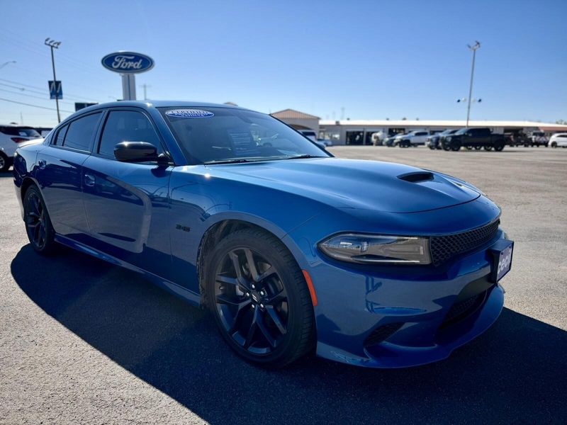 2023 Dodge Charger R/T photo 2