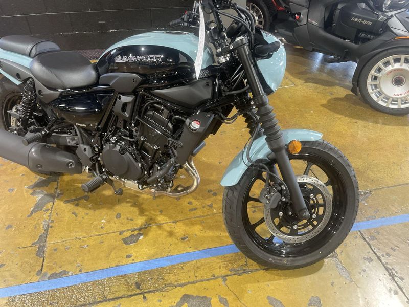New 2025 Kawasaki ELIMINATOR SE ABS Image 14