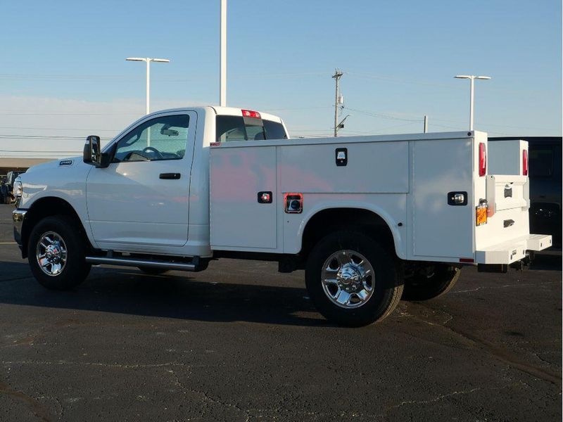 2023 RAM 2500 Tradesman Regular Cab 4x4 8