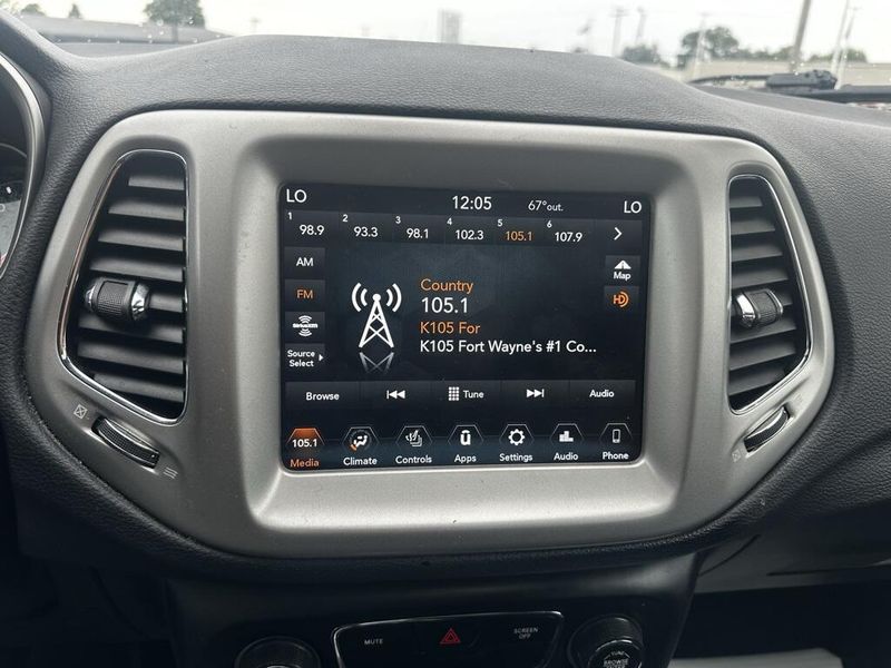 2021 Jeep Compass Anniversary Edition photo 15