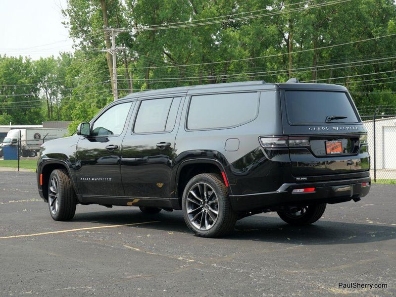2024 Jeep Grand Grand Wagoneer Wagoneer L Obsidian 4x4Image 10
