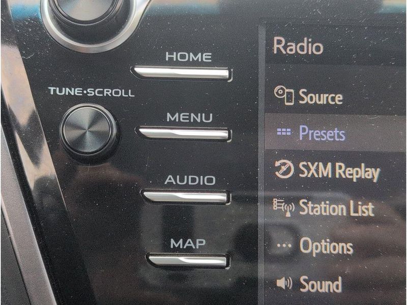 2019 Toyota Camry XSEImage 17